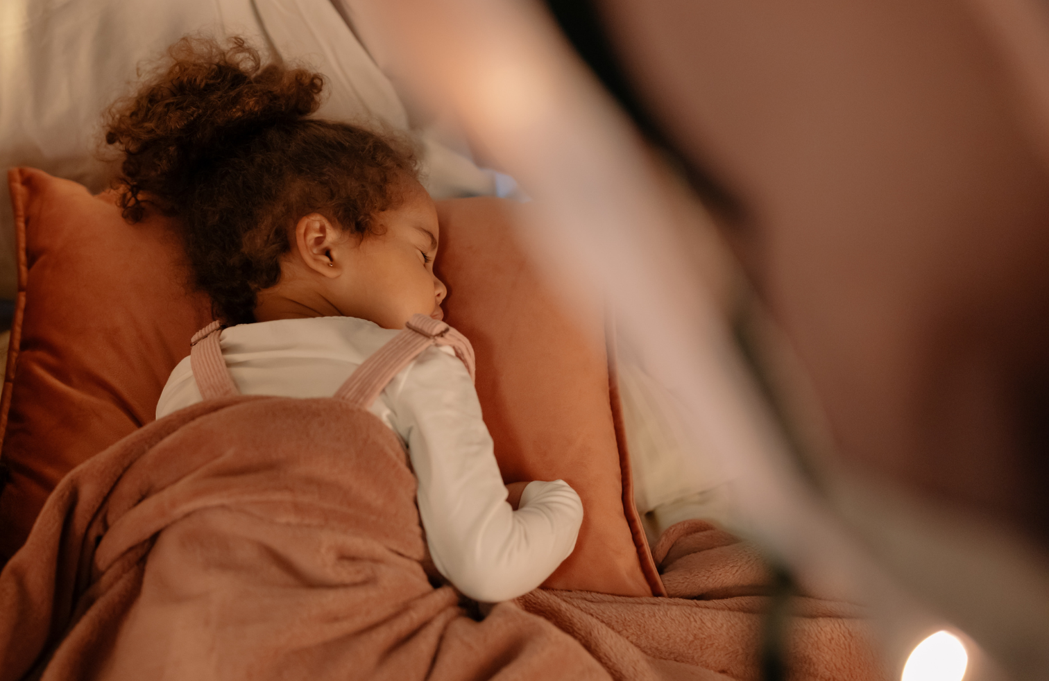 Comment bien gérer l&rsquo;impact du changement d&rsquo;heure chez les bébés ?